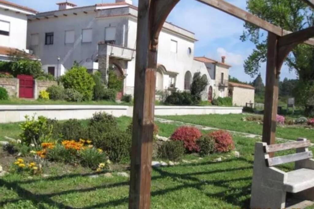 Apartamento En Primera Linea De Playa A Guarda Exteriör bild